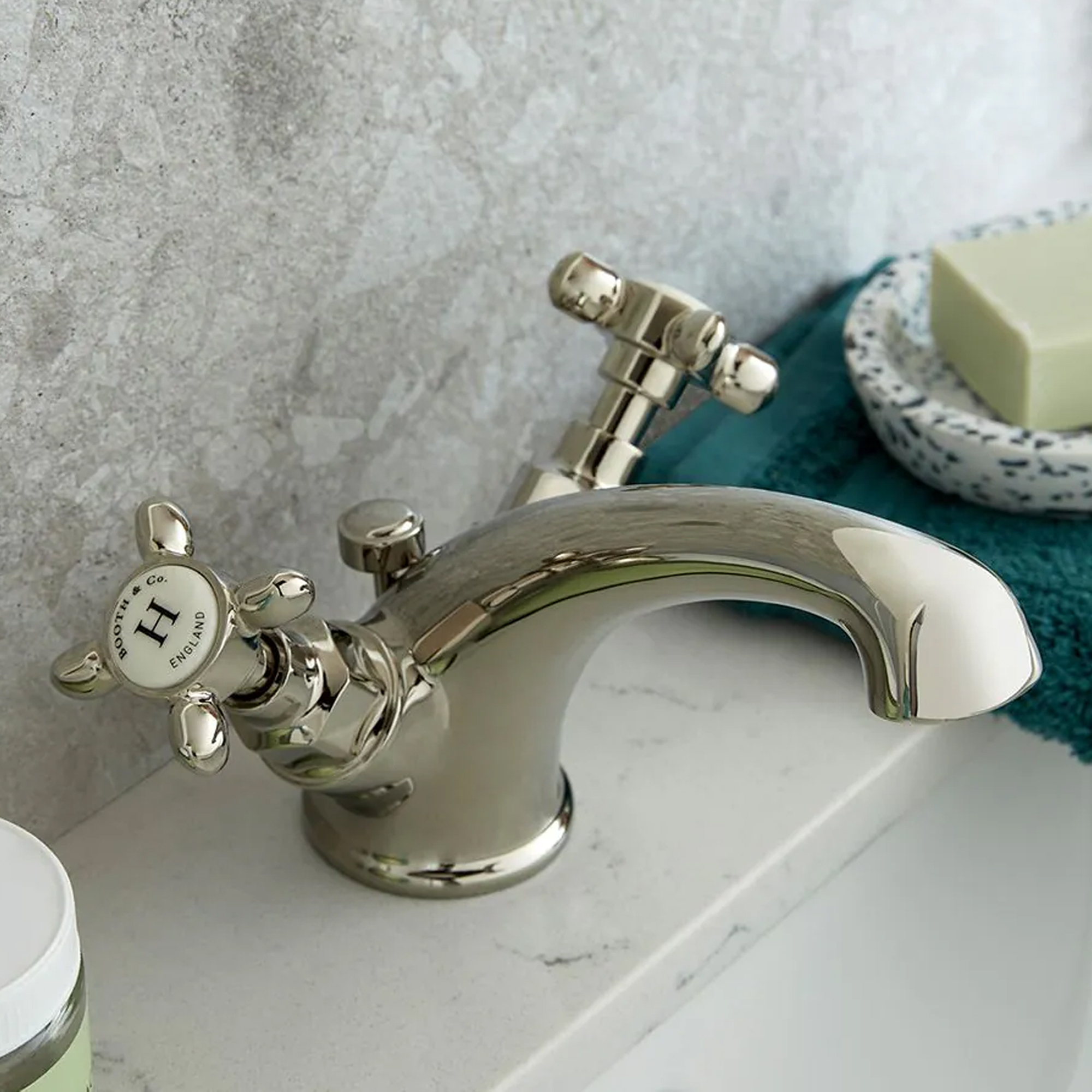 Booth & Co Axbridge Traditional Crosshead Mono Basin Mixer Tap with Optional Waste
