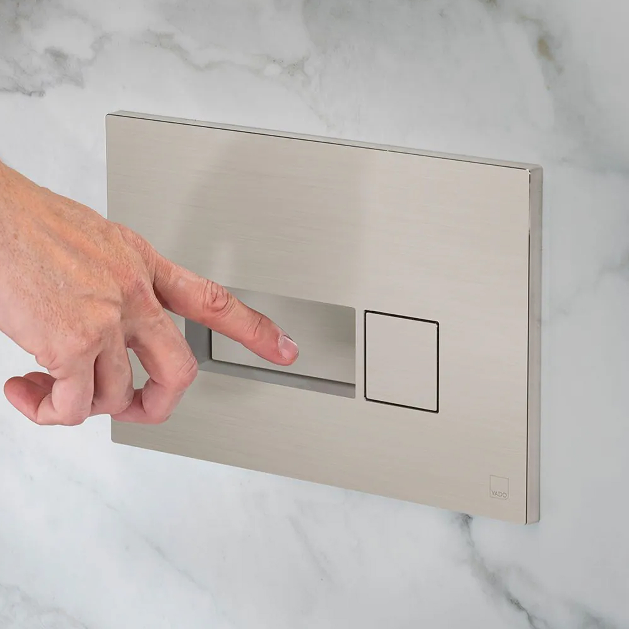 Vado Individual Pneumatic Square Button Flush Plate