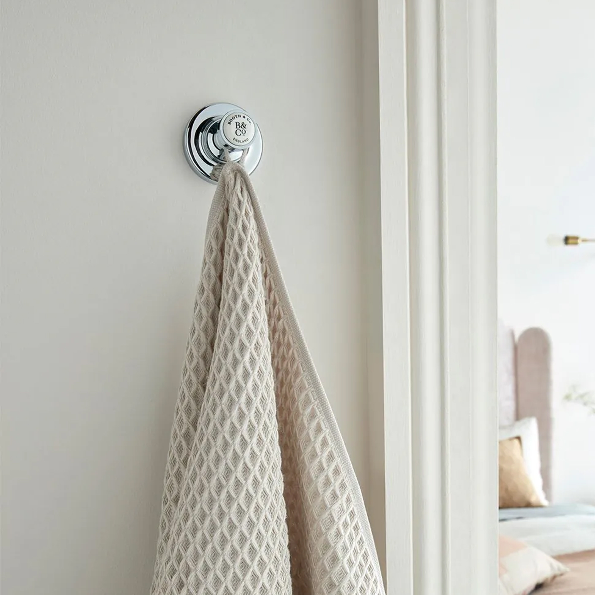 Booth & Co Axbridge Traditional Robe Hook