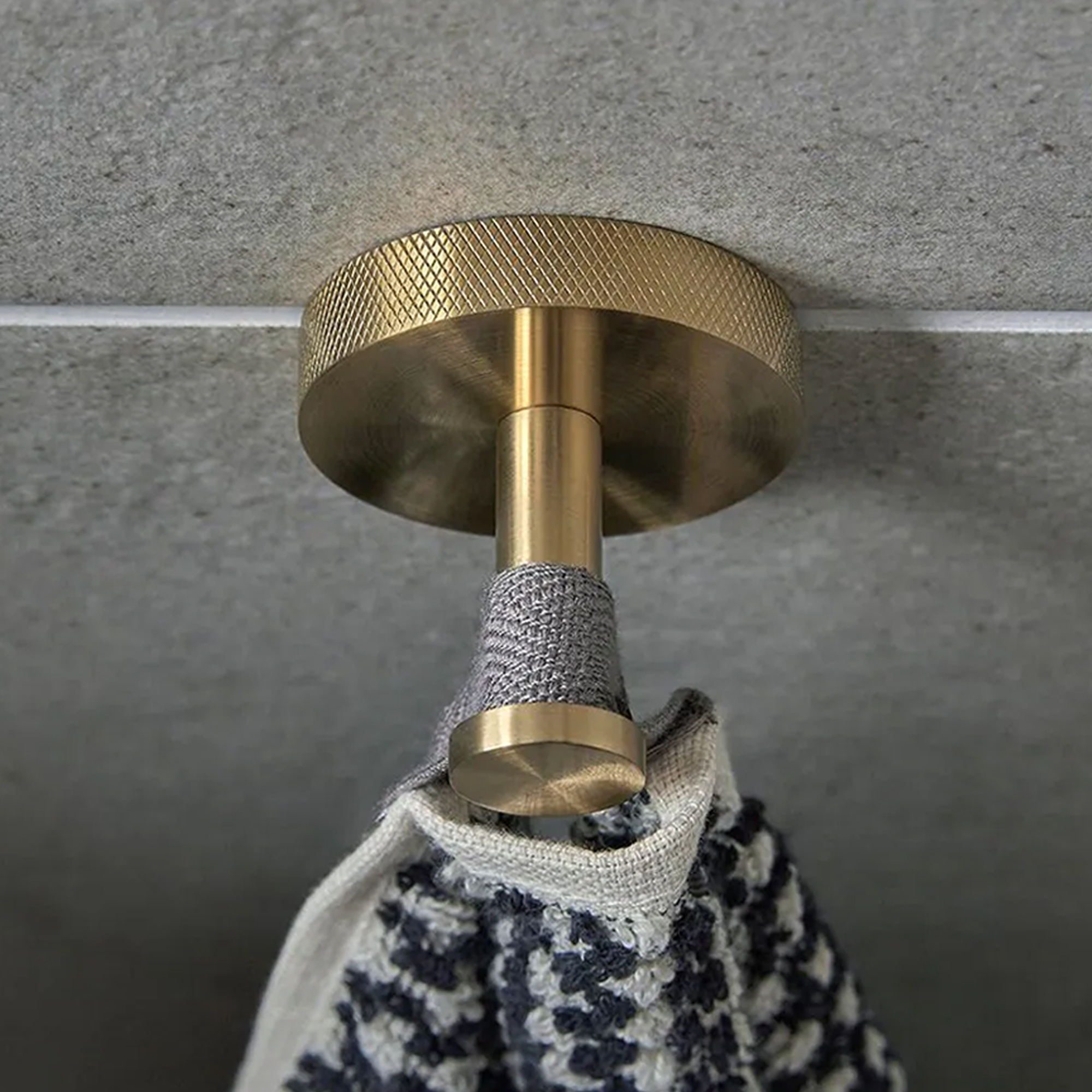 Vado Individual Spa Knurled Robe Hook