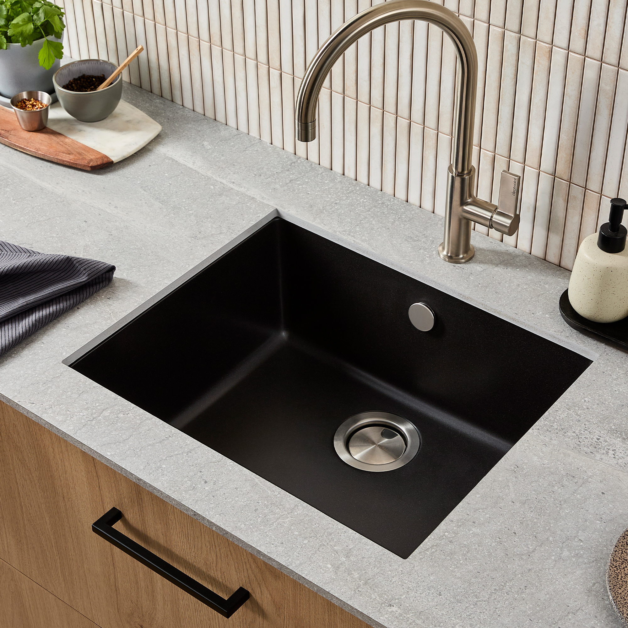 Clearwater Lumen 1 Bowl Granite Composite Inset/Undermount Kitchen Sink - 550 x 450mm
