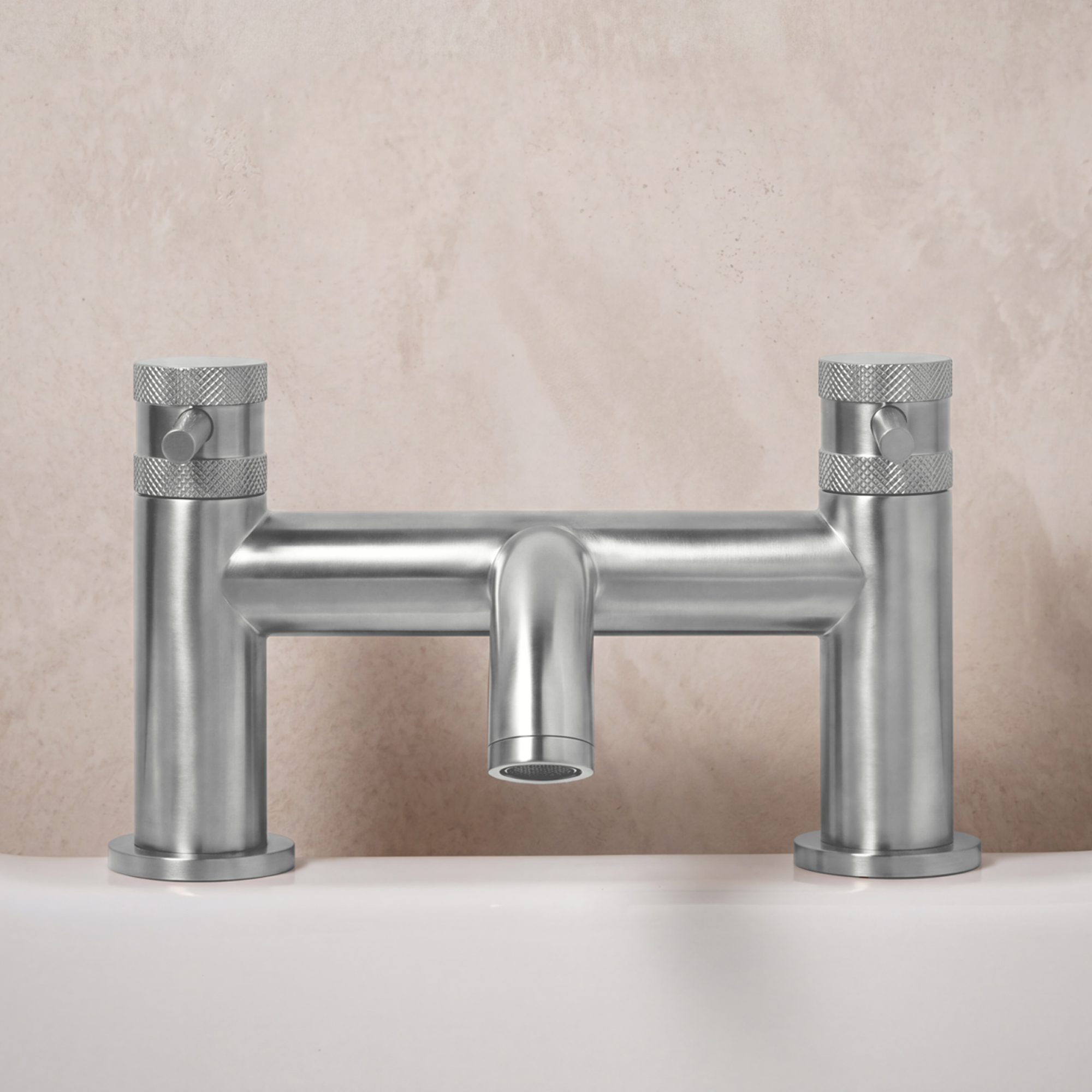 Core Deck Mounted Bath Filler