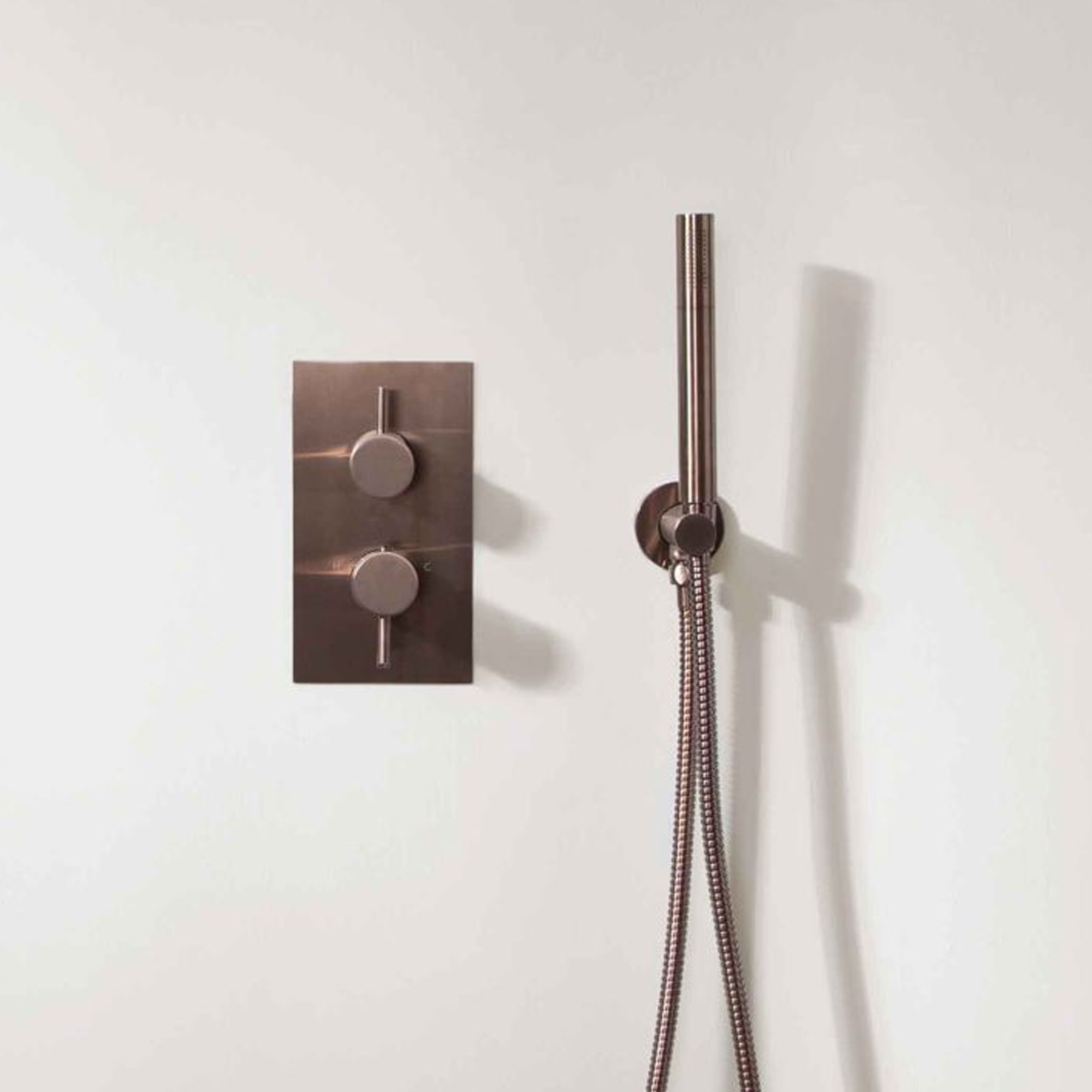 VOS 2 Outlet Concealed Thermostatic Bath & Shower Valve