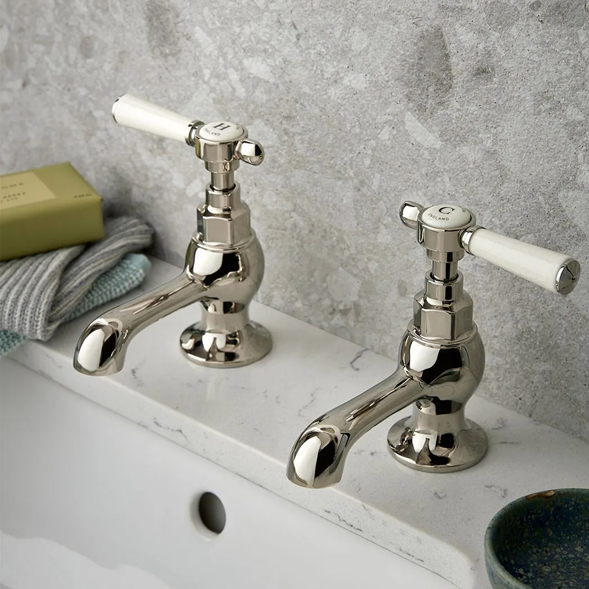 Booth & Co Axbridge Traditional Lever Basin Pillar Taps