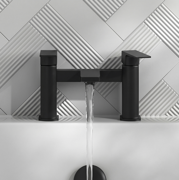 Harbour Status Deck Mounted Bath Filler - Matt Black