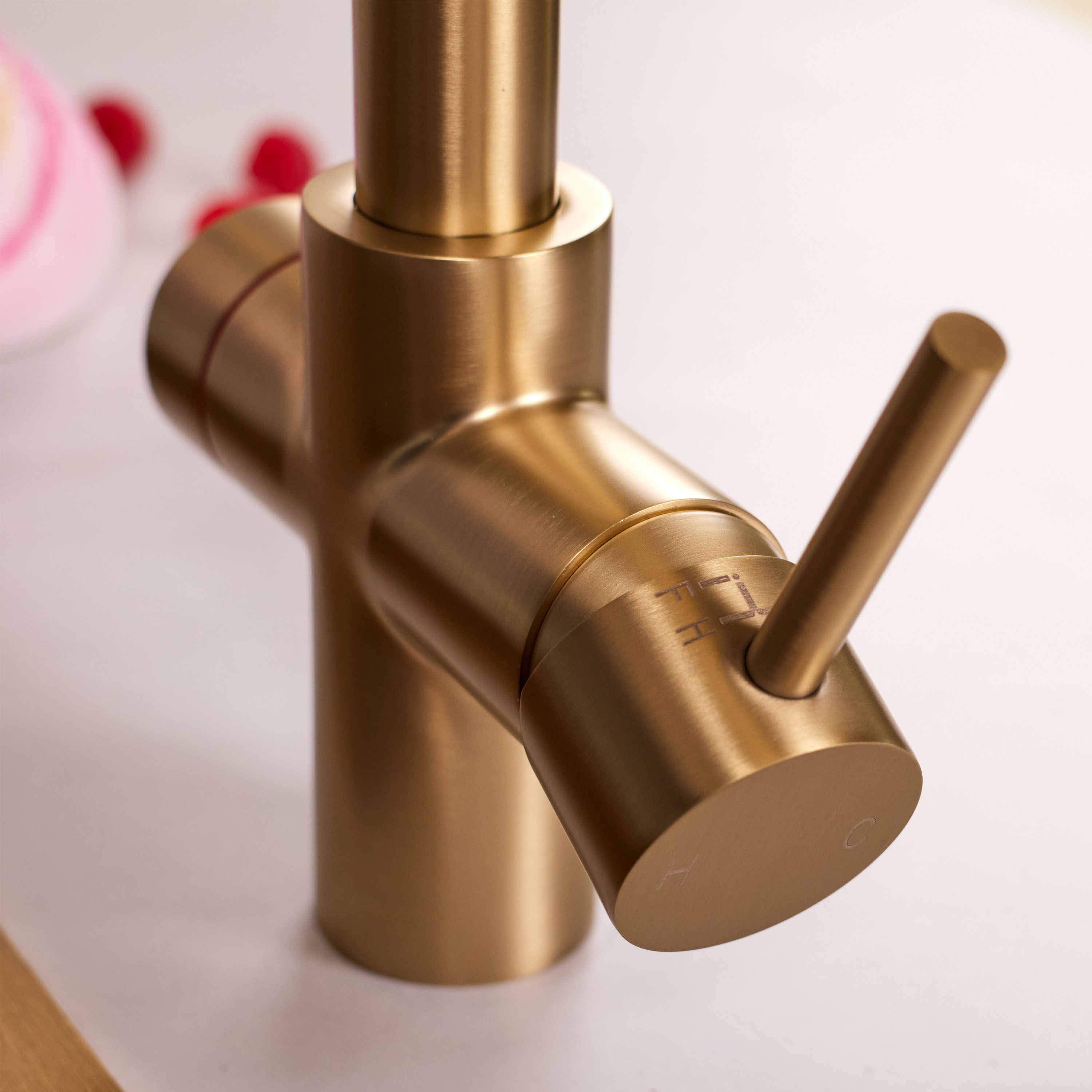 Vellamo Biometric 4-in-1 Fingerprint Instant Boiling Water Tap with WRAS-Approved Boiler & Filter