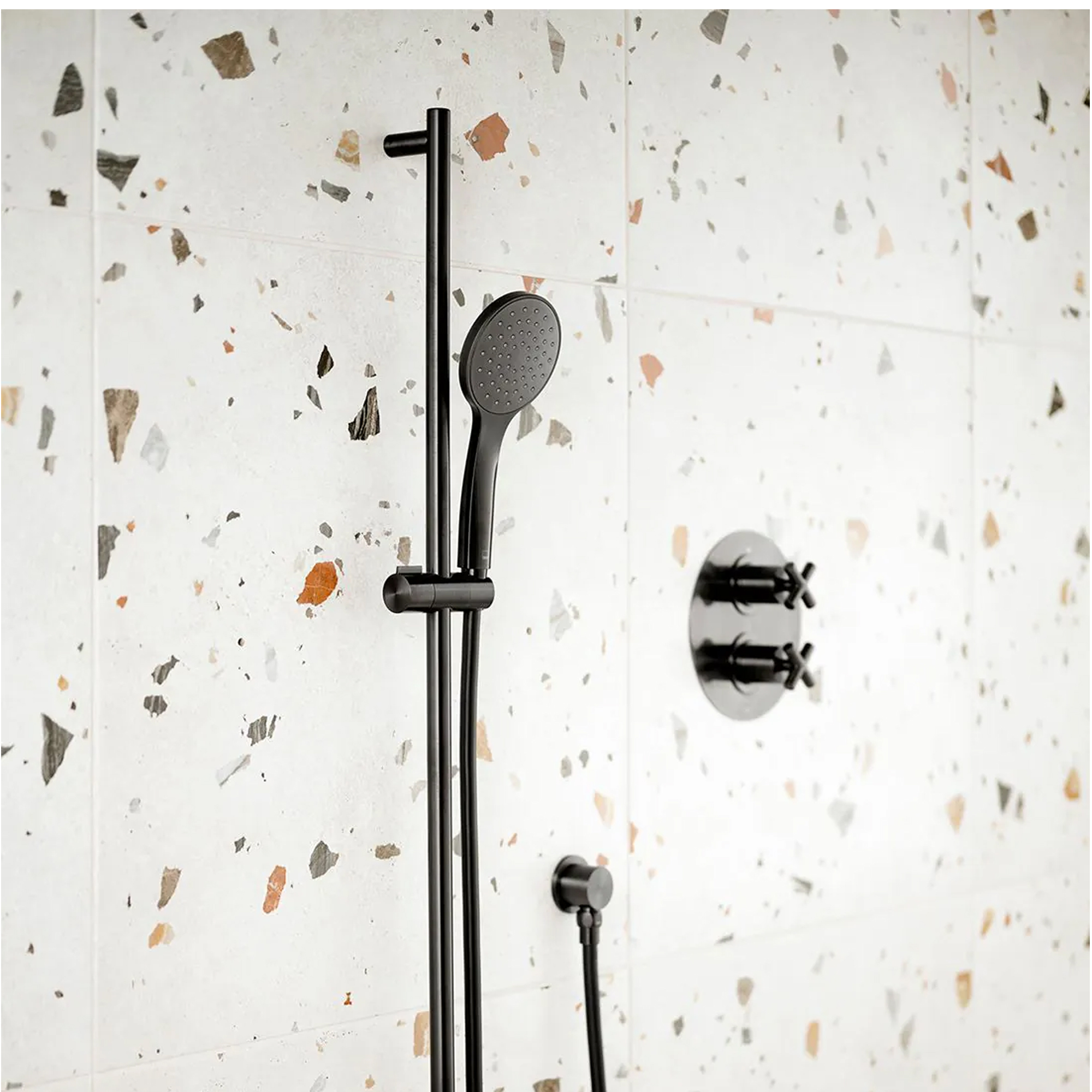 Vado Individual Round Slide Rail Shower Kit with Handset & Hose