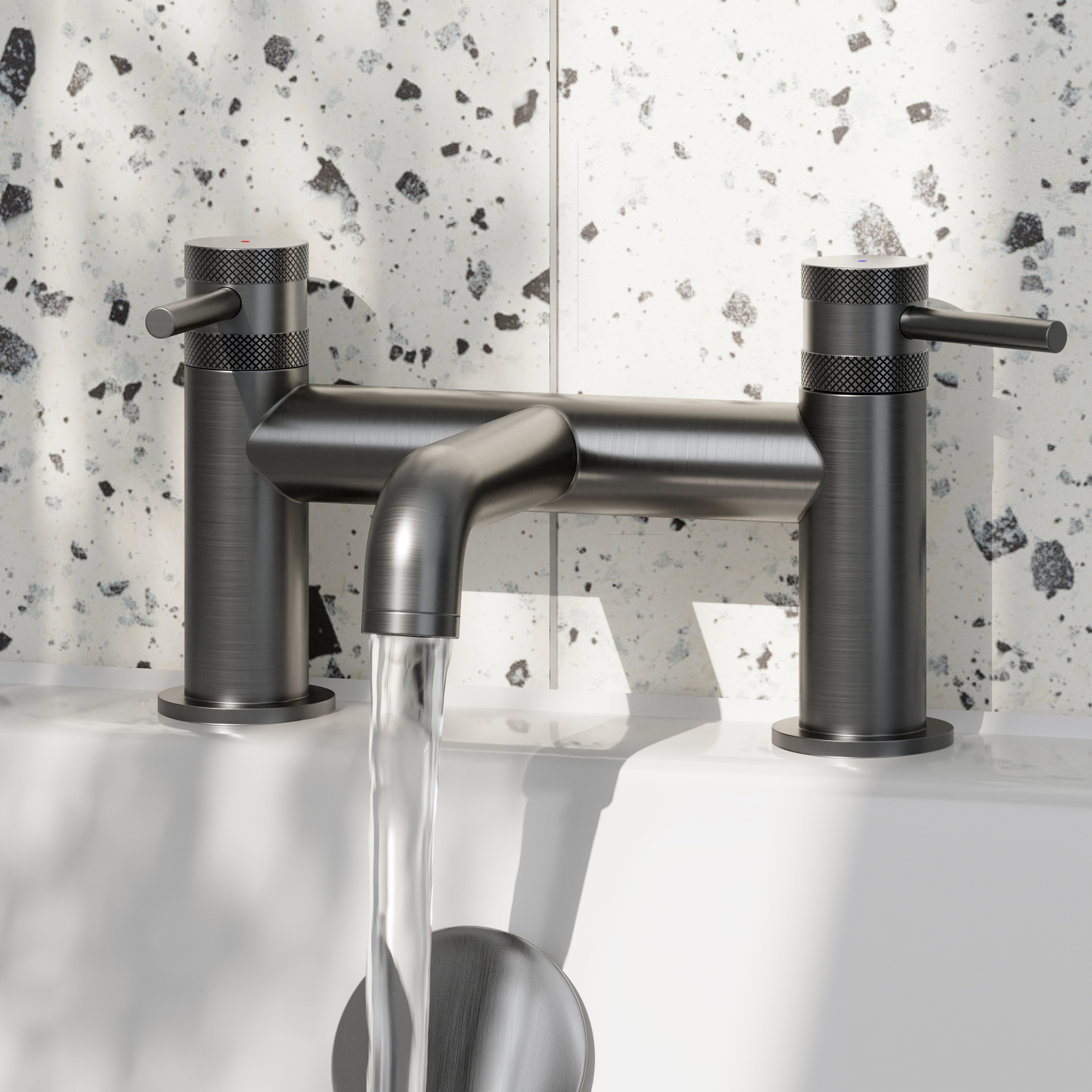 Core Deck Mounted Bath Filler