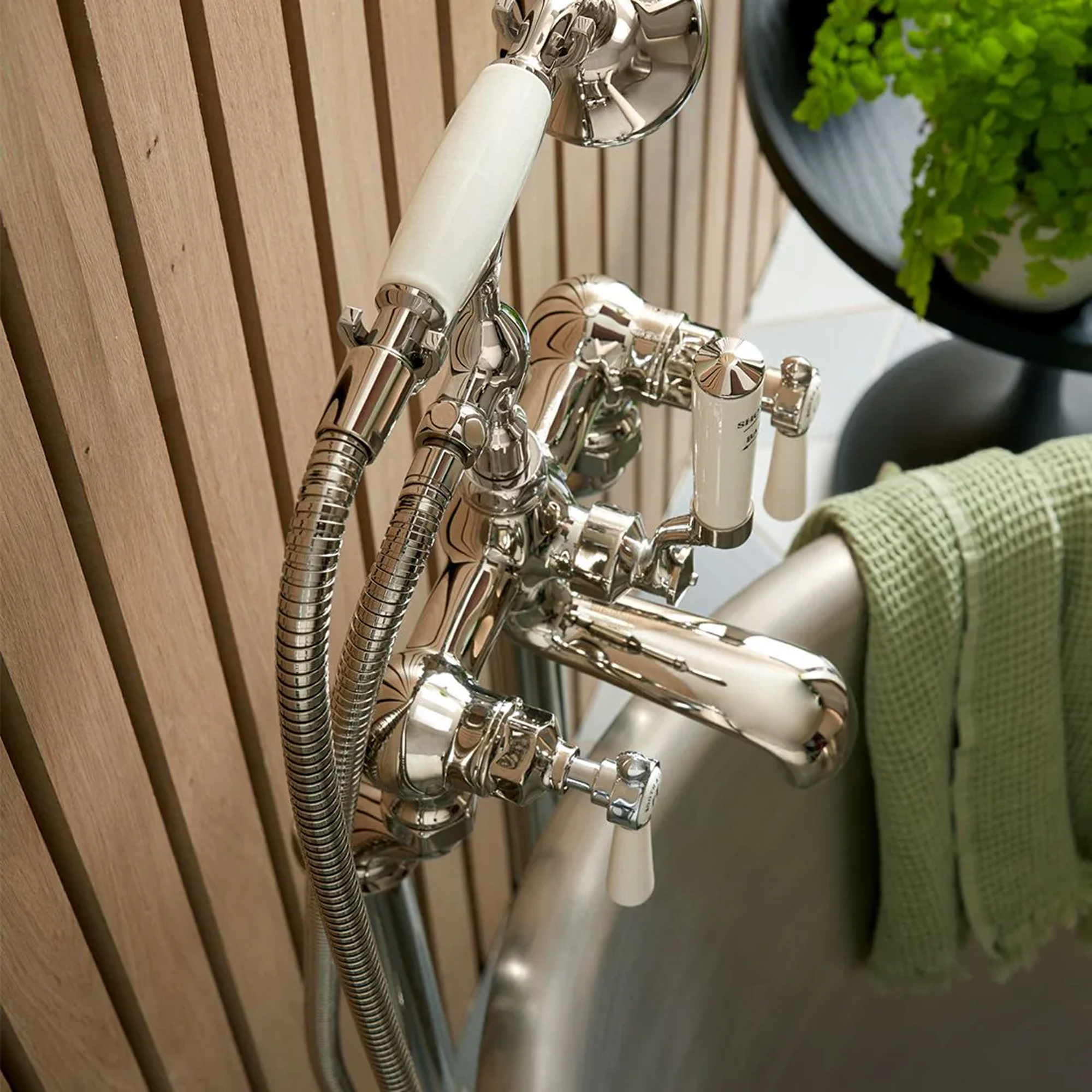 Booth & Co Axbridge Traditional Lever Floorstanding Bath Shower Mixer Tap
