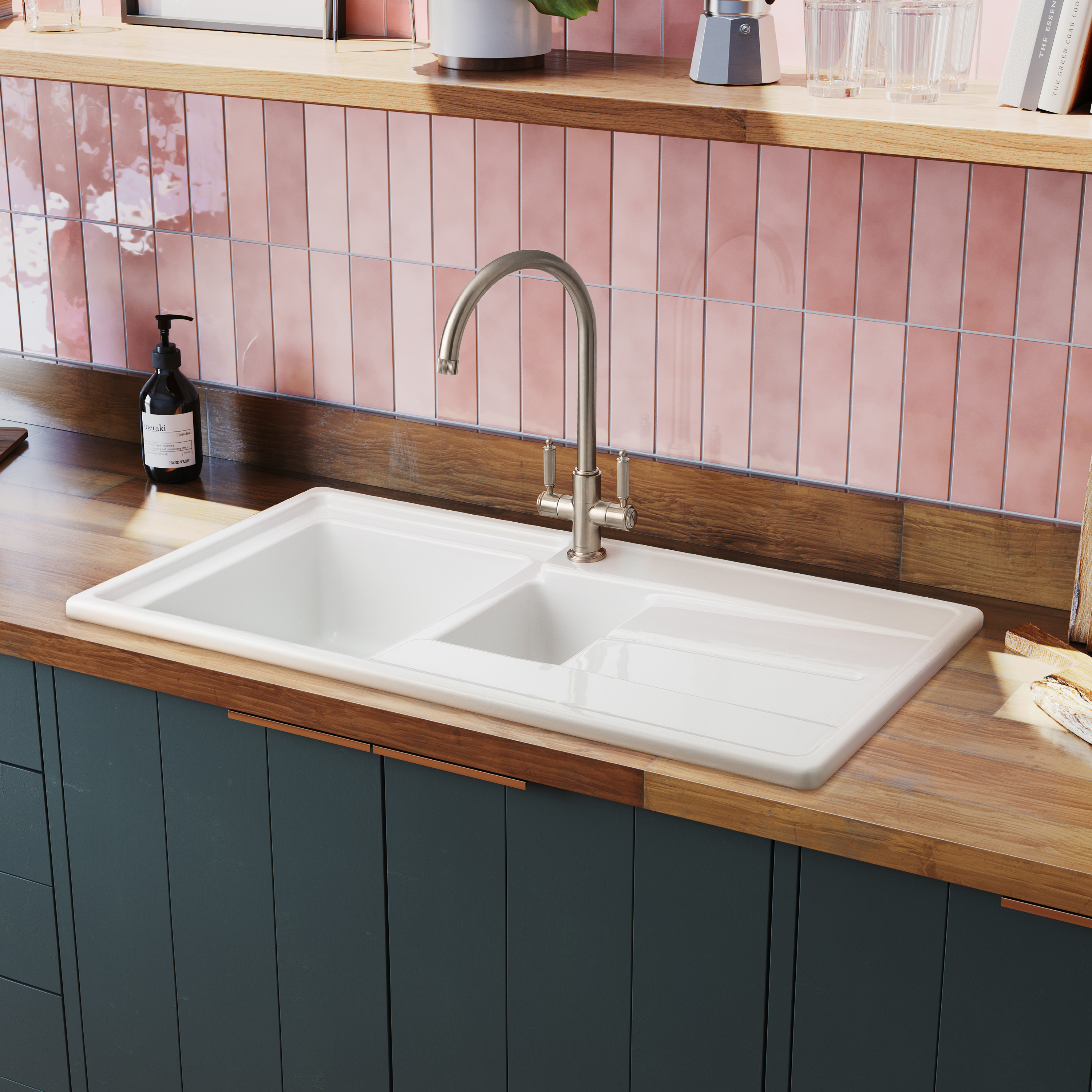 Rangemaster Arlington 1.5 Bowl White Fireclay Ceramic Sink & Waste Kit - 985 x 500mm