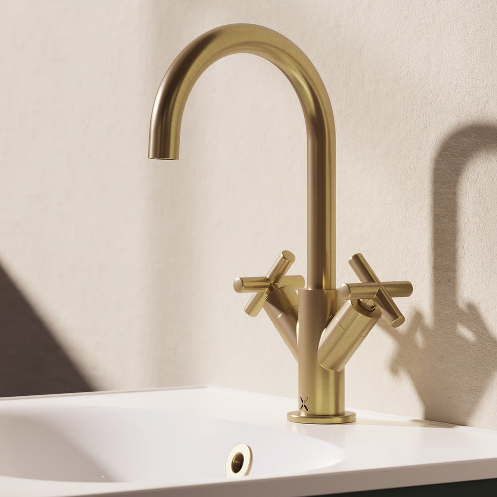 Crosswater MPRO Mono Basin Mixer Tap with Crosshead Handles