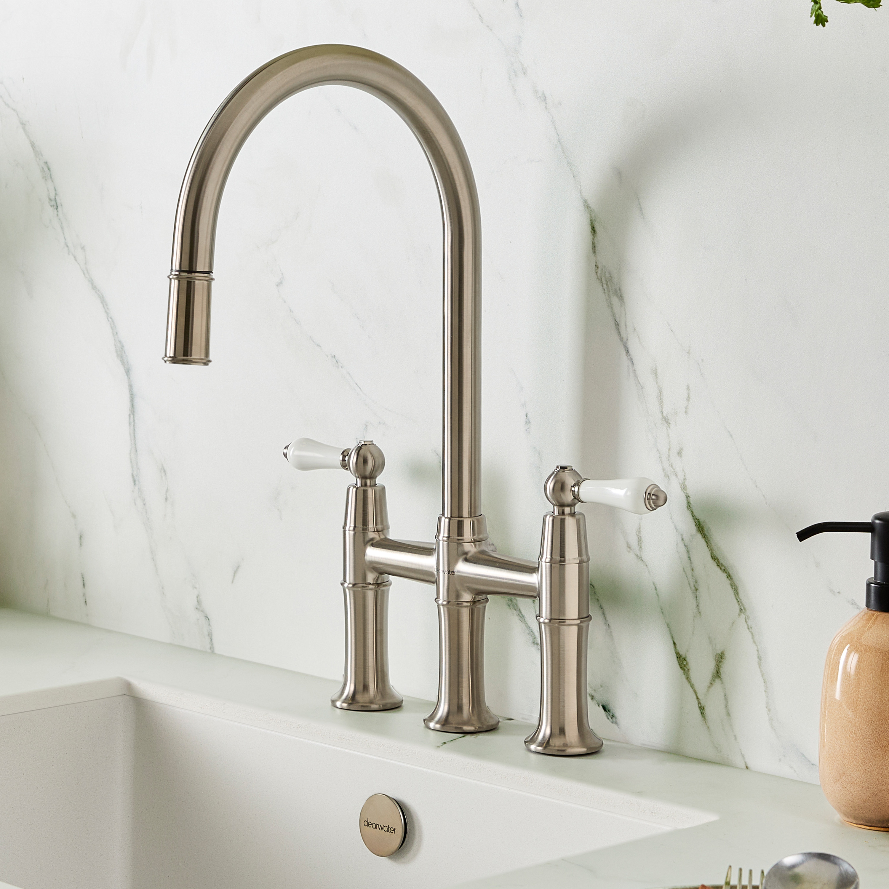Clearwater Elegance Traditional Pull Out Bridge Kitchen Mixer Tap