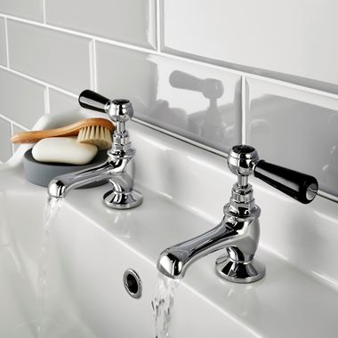 The Diffe Types Of Basin Taps Explained Tap Warehouse - Best Bathroom Taps Brands Uk 2021