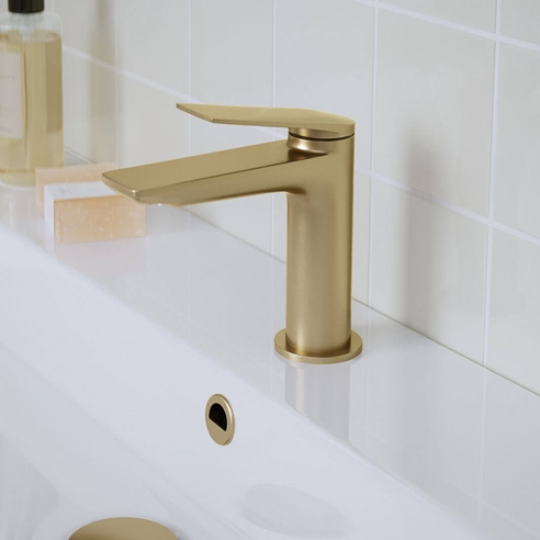 Britton Bathrooms Greenwich Mono Basin Mixer Tap - Brushed Brass