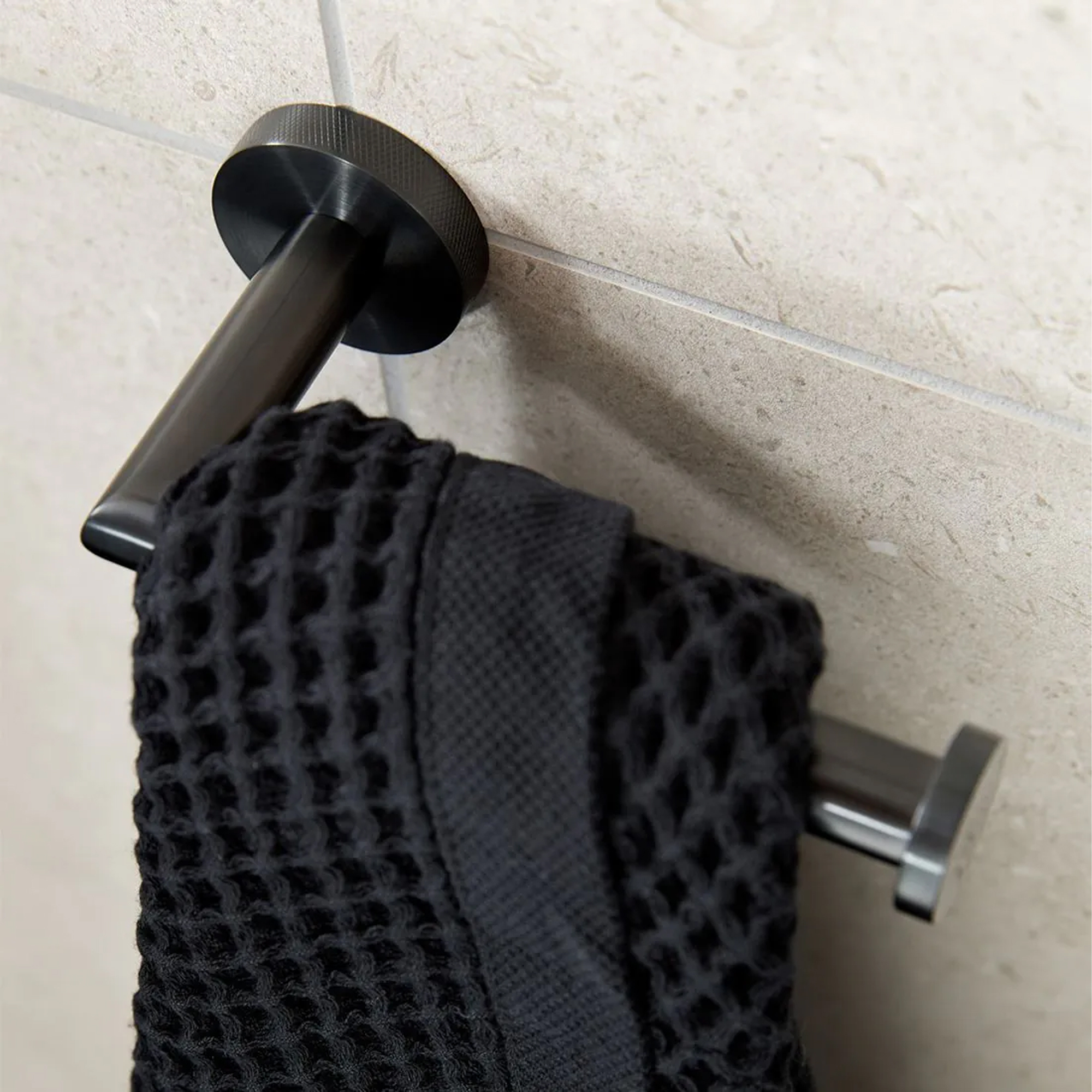 Vado Individual Spa Knurled Toilet Roll Holder