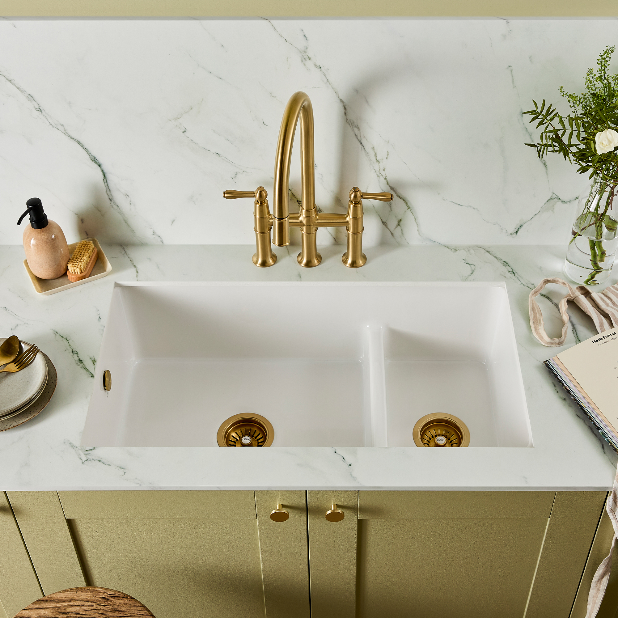 Thomas Denby Chanterly 1.5 Bowl Ceramic Undermount Kitchen Sink - 840 x 478mm