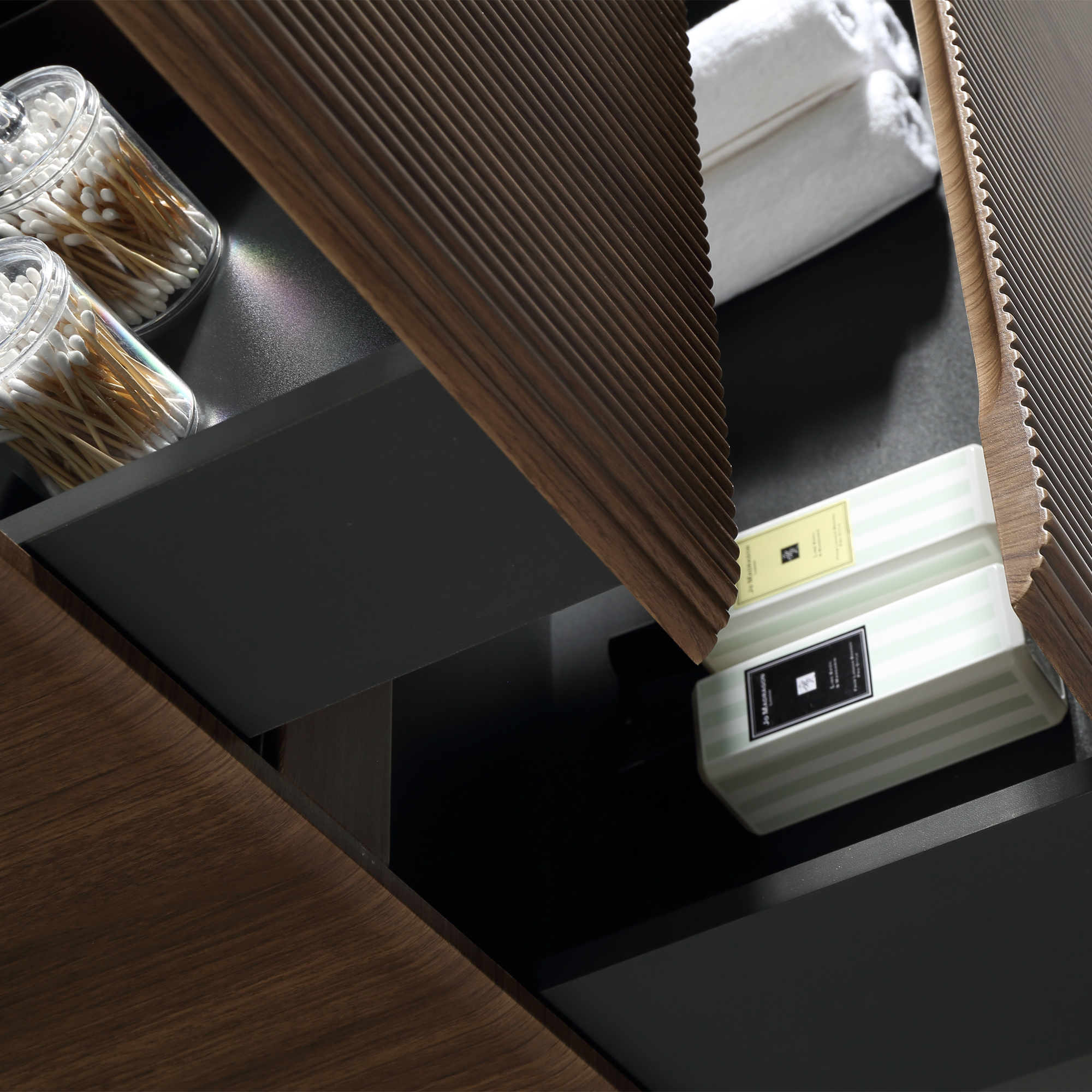 Drench Origin 900mm Fluted Floorstanding Vanity Unit & Polymarble Basin