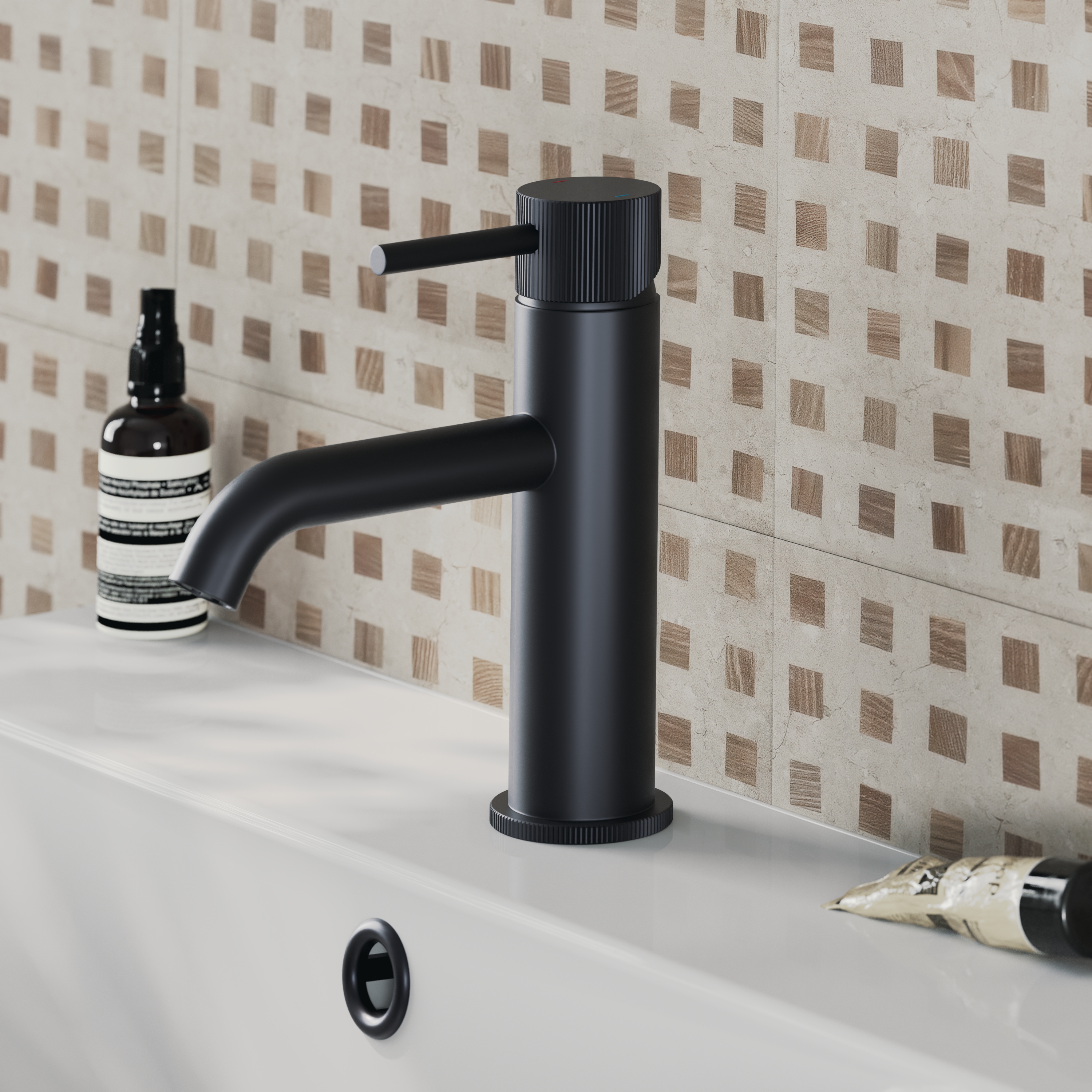 Harbour Fluted Mono Basin Mixer Tap & Waste