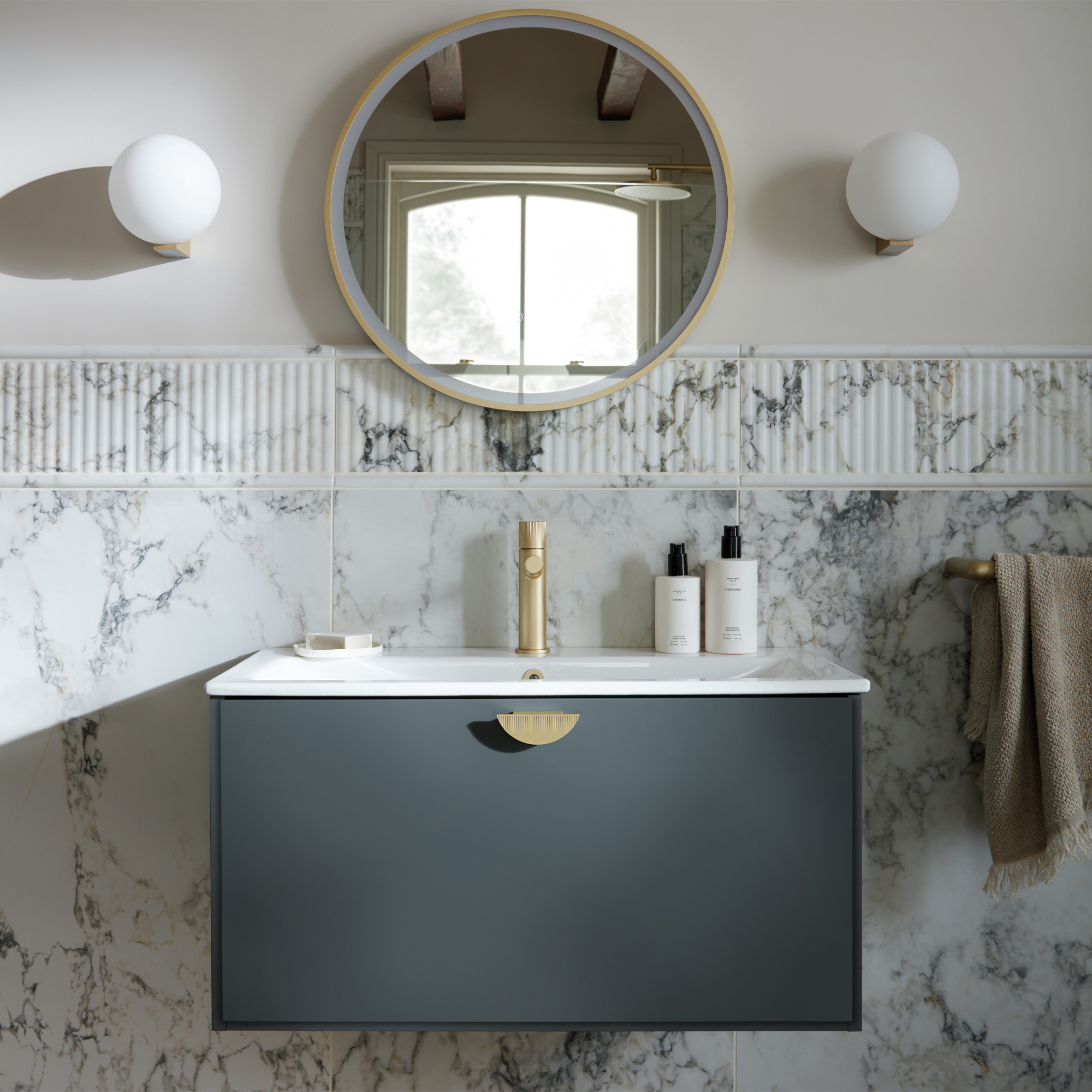 Vado Safari 800mm Wall Hung Vanity Unit & Basin