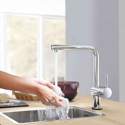 Grohe Minta Touch Electronic Monobloc Mixer with Swivel L-Spout & Pull-Out Spray