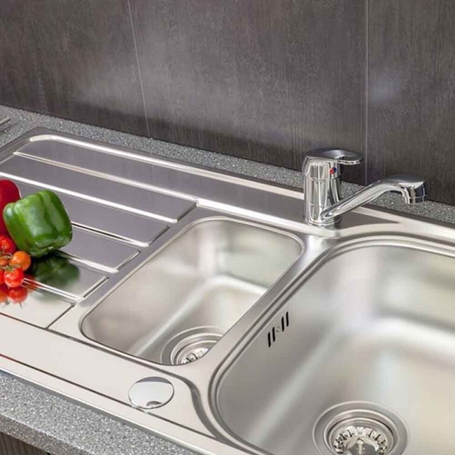 Reginox Le Mans 1.5 Bowl Stainless Steel Sink with Waste Kit & Dania Polished Chrome Mono Kitchen Mixer