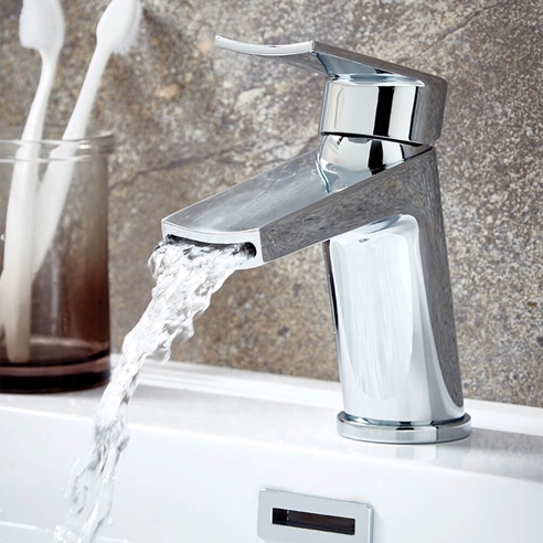 Vellamo Poise Mono Basin Mixer & Bath Shower Mixer with Shower Kit
