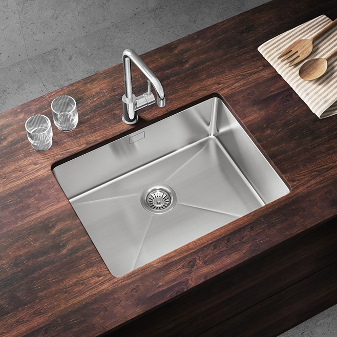 Vellamo Designer Large Single Bowl Inset/Undermount Stainless Steel Kitchen Sink & Waste Kit - 590 x 440mm