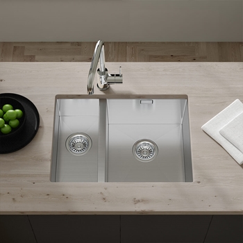 Vellamo Edge 1.5 Bowl Inset/Undermount Stainless Steel Kitchen Sink & Waste Kit - 580 x 430mm