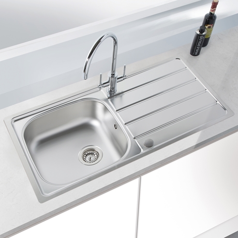 Vellamo Sunrise 1 Bowl Satin Stainless Steel Kitchen Sink & Waste with Reversible Drainer - 965 x 500mm