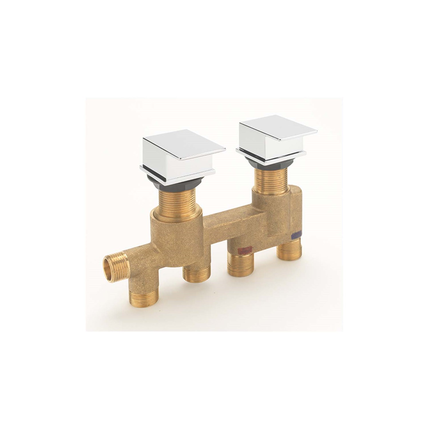 Sagittarius Blade Pair of Deck Mounted 3 Outlet Thermostatic Mixer Valves