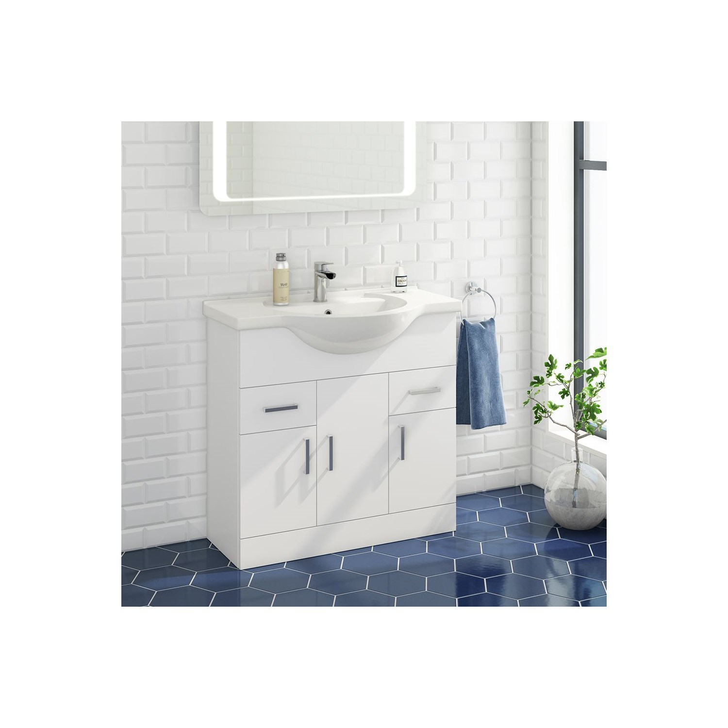 Waste ESSENTIALS 850mm Bathroom Vanity Unit & Basin Sink Gloss White Floorstanding Tap 
